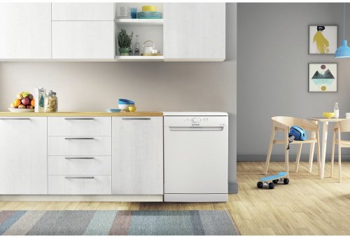 Посудомоечная машина Indesit DFE 1B10 белый (полноразмерная) фото 8